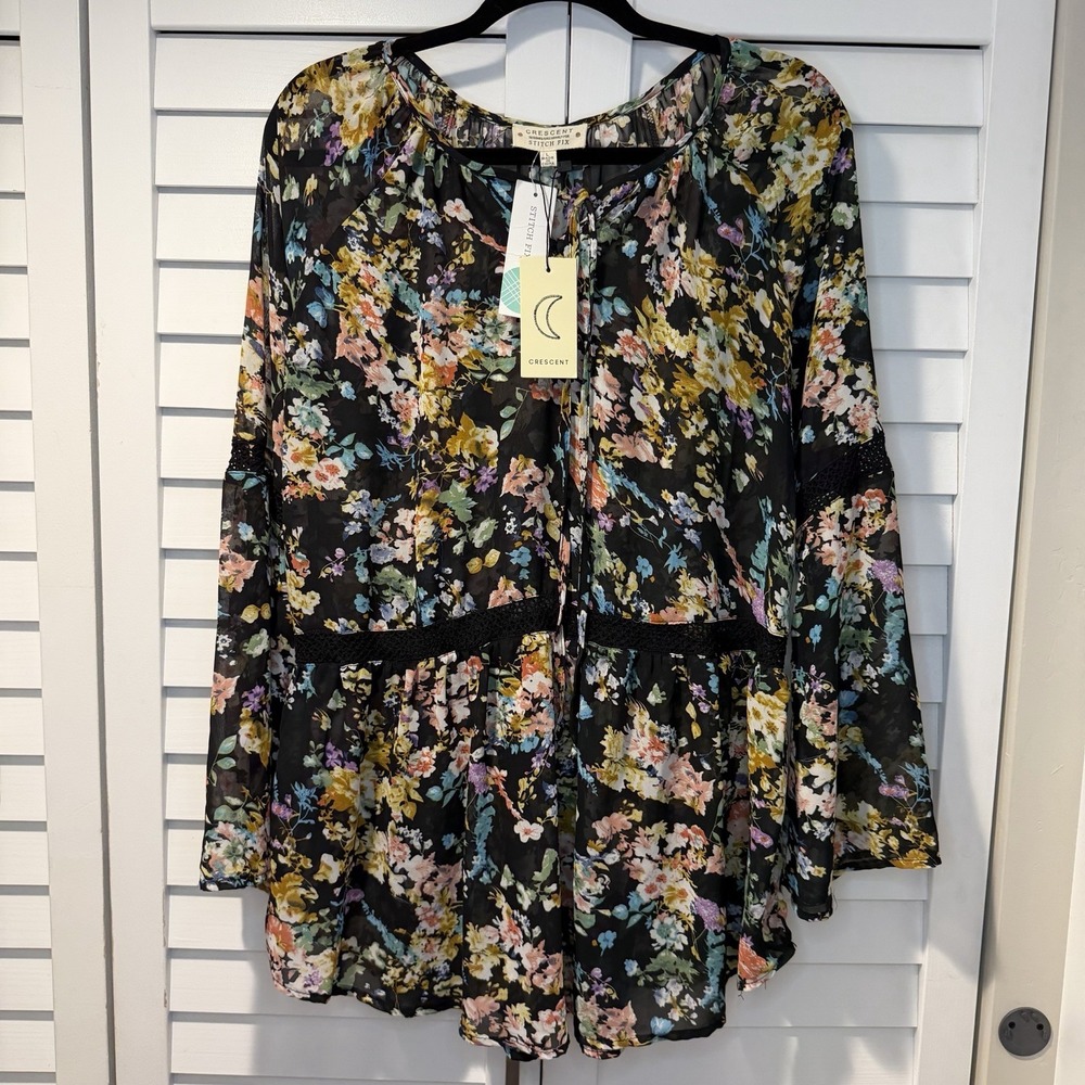 Crescent Tunic L Black Arminta Crochet Detail Floral Sheer Bell Sleeve NEW